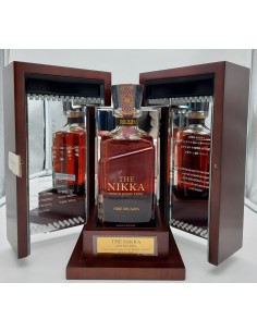 Whisky Nikka Nine decade