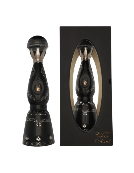 Tequila Clase Azul Ultra, bouteille noire décorée dorée, présente dans son écrin élégant avec un design artistique et motifs gra