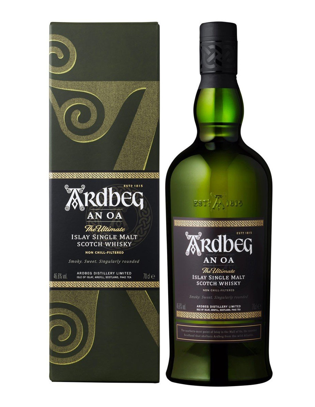 Ardbeg An Oa et sa boîte, whisky single malt écossais, bouteille verte et étiquettes noires détaillées. difféRENCE whisky irlandais et écossais intégrée?