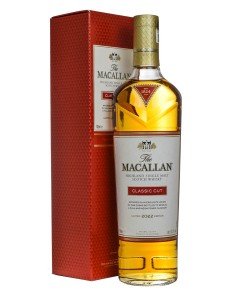 Bouteille de whisky Macallan Classique en devanture rouge, prête à offrir comme cadeau. peut-on offrir du whisky en